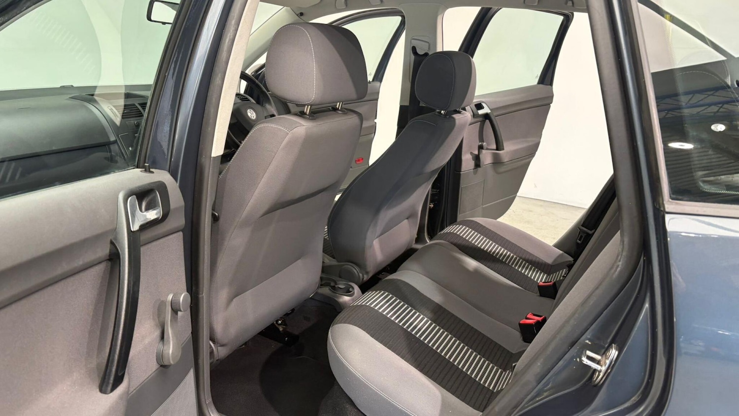 Used Volkswagen Polo 2009 for sale - 76645424: Photo 81