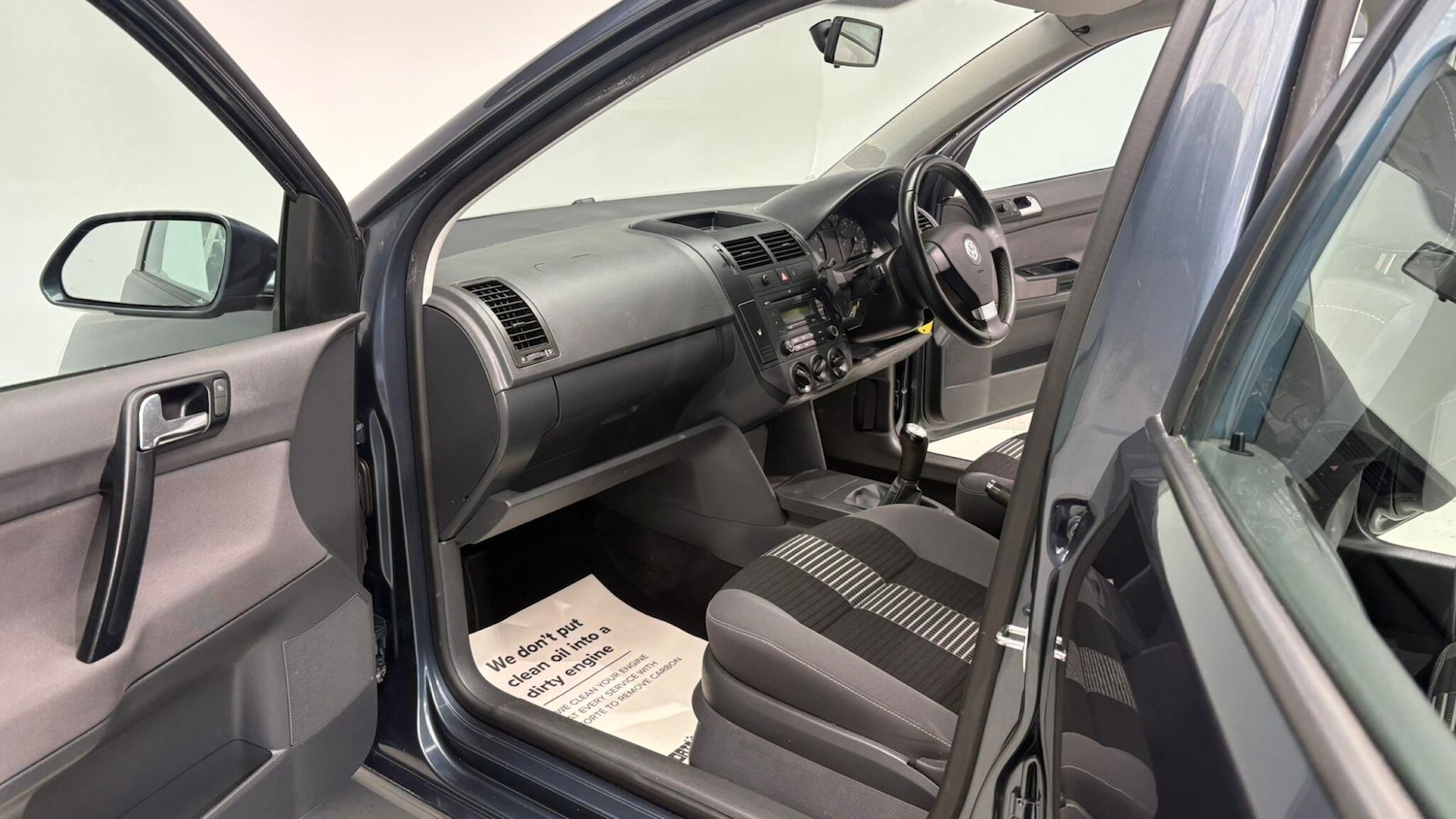 Used Volkswagen Polo 2009 for sale - 76645424: Photo 82