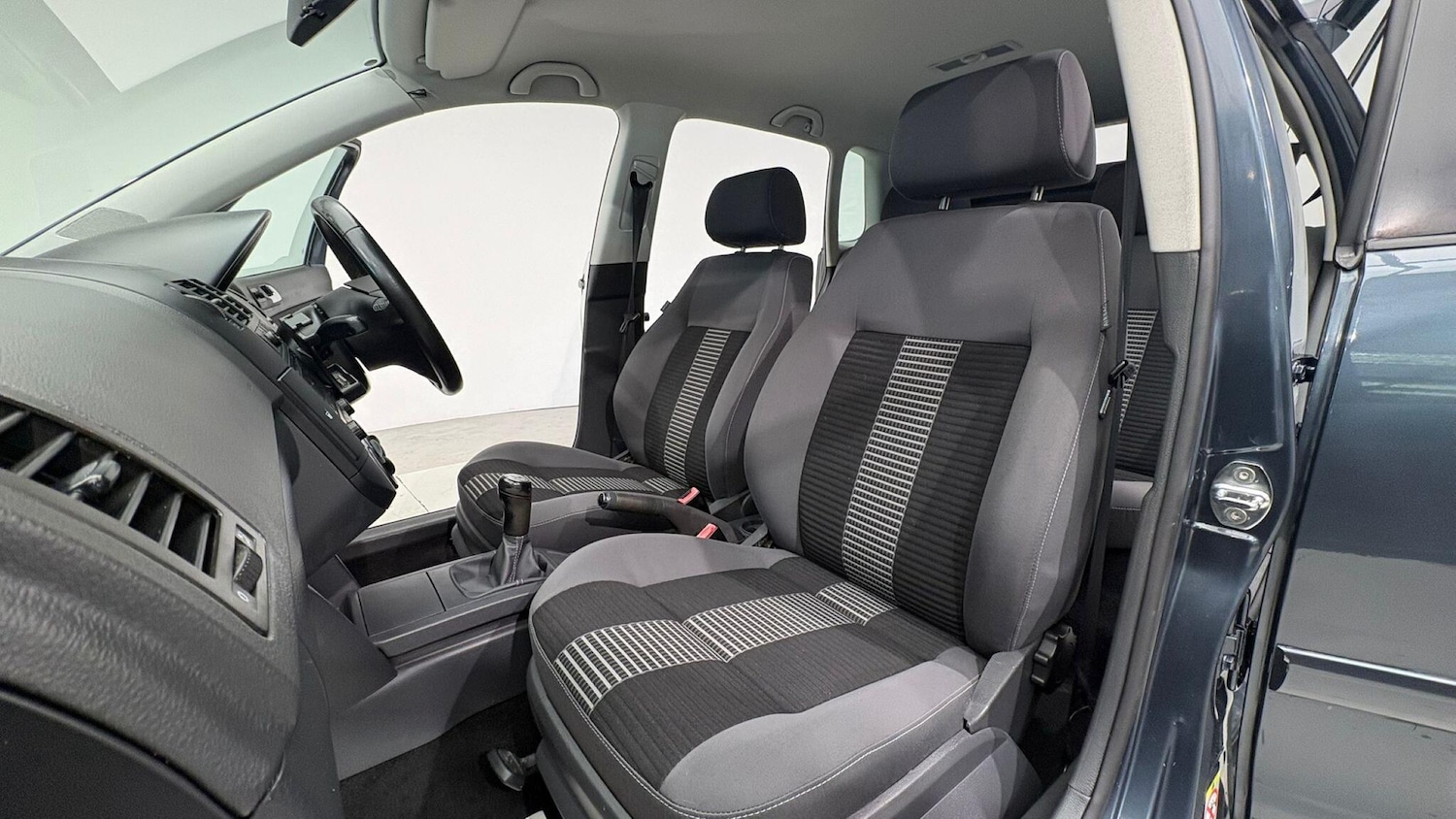 Used Volkswagen Polo 2009 for sale - 76645424: Photo 83