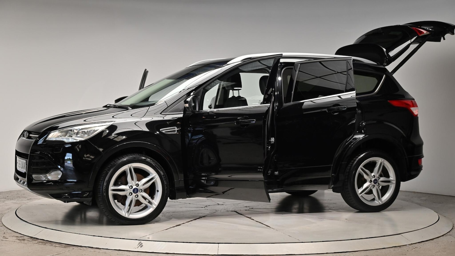 Used Ford Kuga 2015 for sale - 76307207: Photo 54