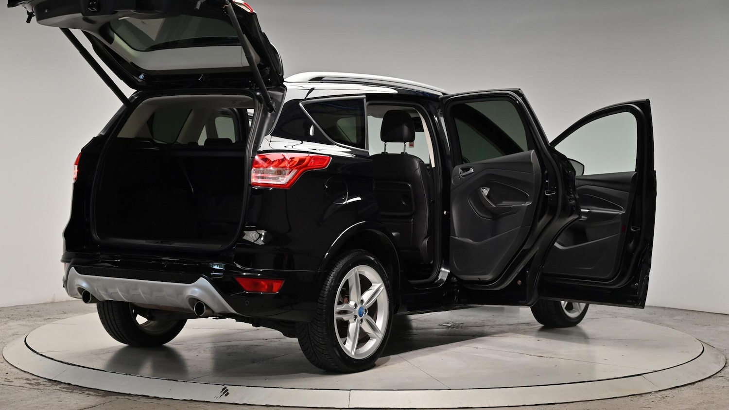 Used Ford Kuga 2015 for sale - 76307207: Photo 69