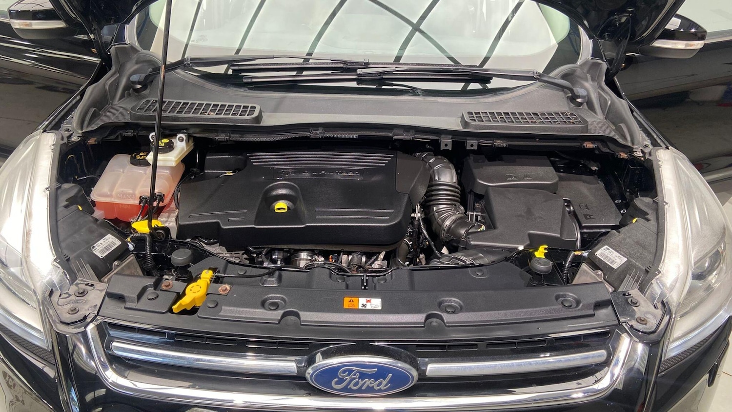Used Ford Kuga 2015 for sale - 76307207: Photo 90