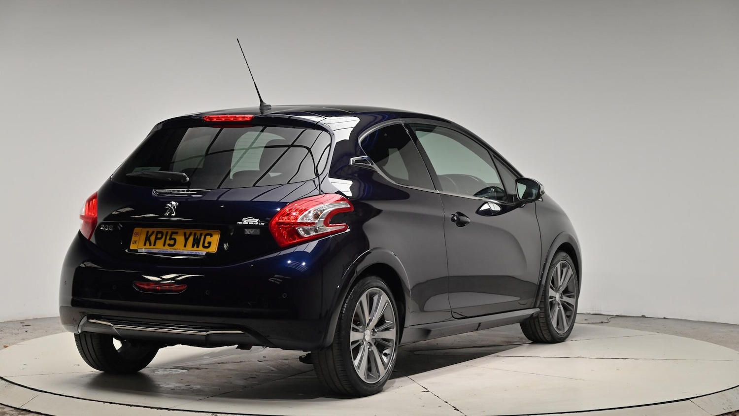 Used Peugeot 208 2015 for sale - 76759562: Photo 32