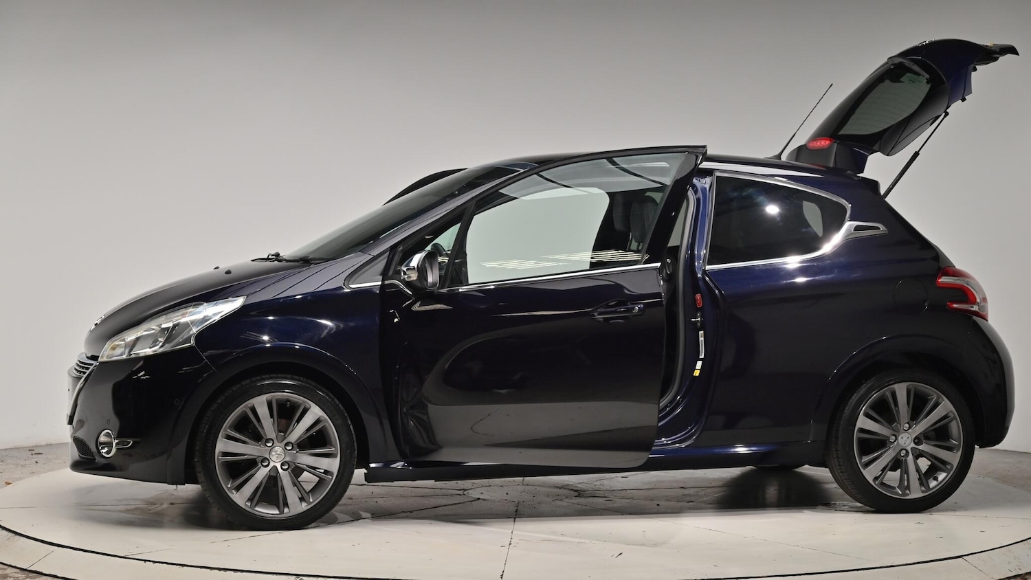 Used Peugeot 208 2015 for sale - 76759562: Photo 55