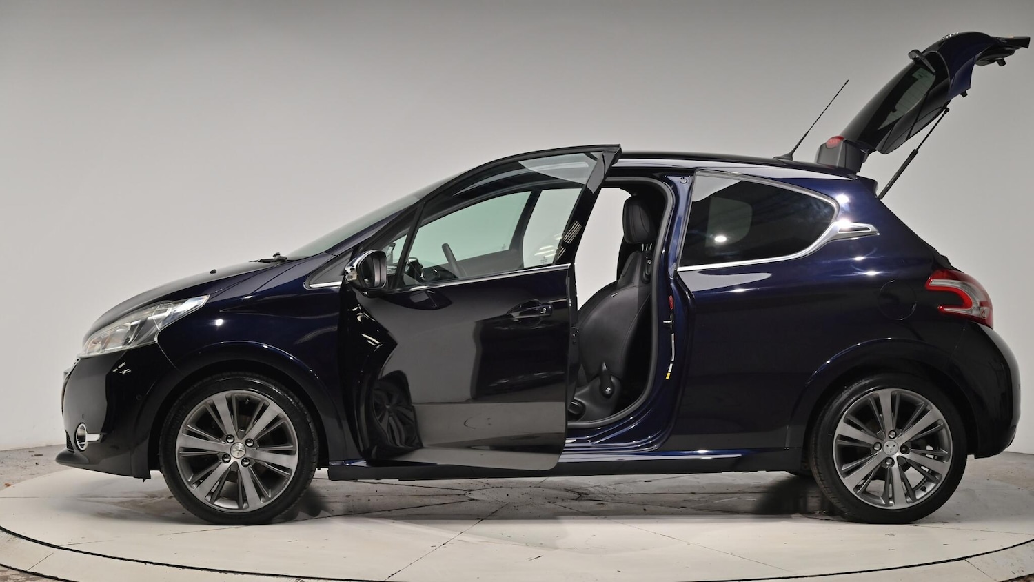 Used Peugeot 208 2015 for sale - 76759562: Photo 56