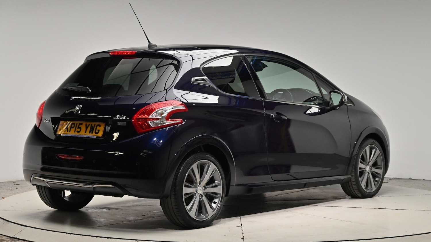 Used Peugeot 208 2015 for sale - 76759562: Photo 6