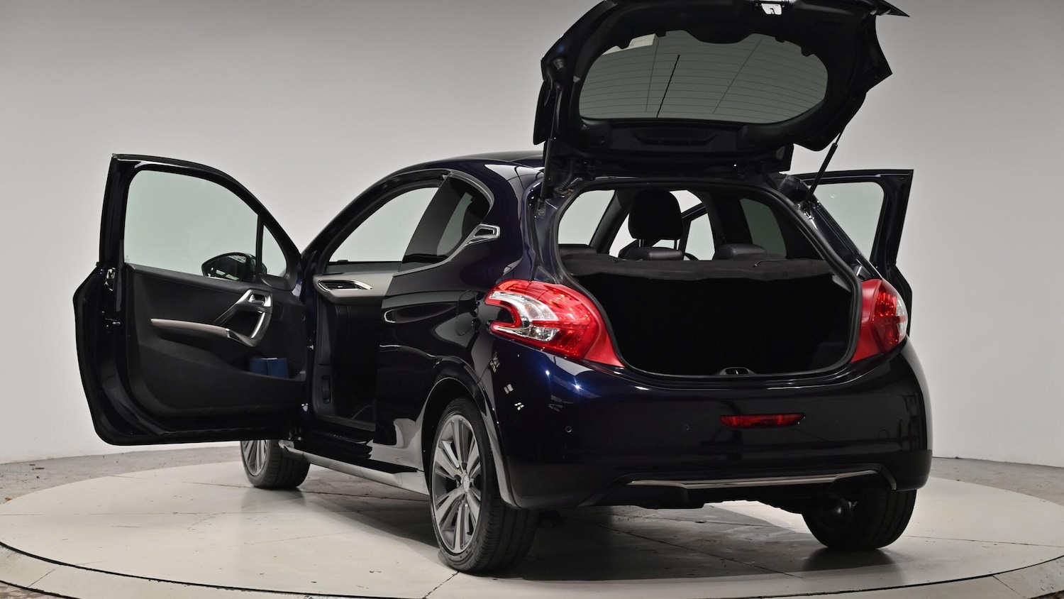 Used Peugeot 208 2015 for sale - 76759562: Photo 63