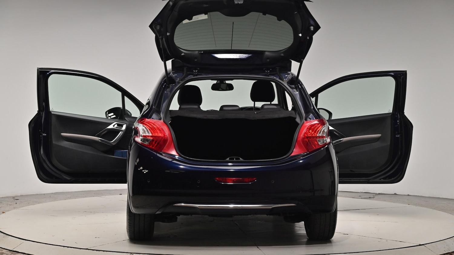 Used Peugeot 208 2015 for sale - 76759562: Photo 65