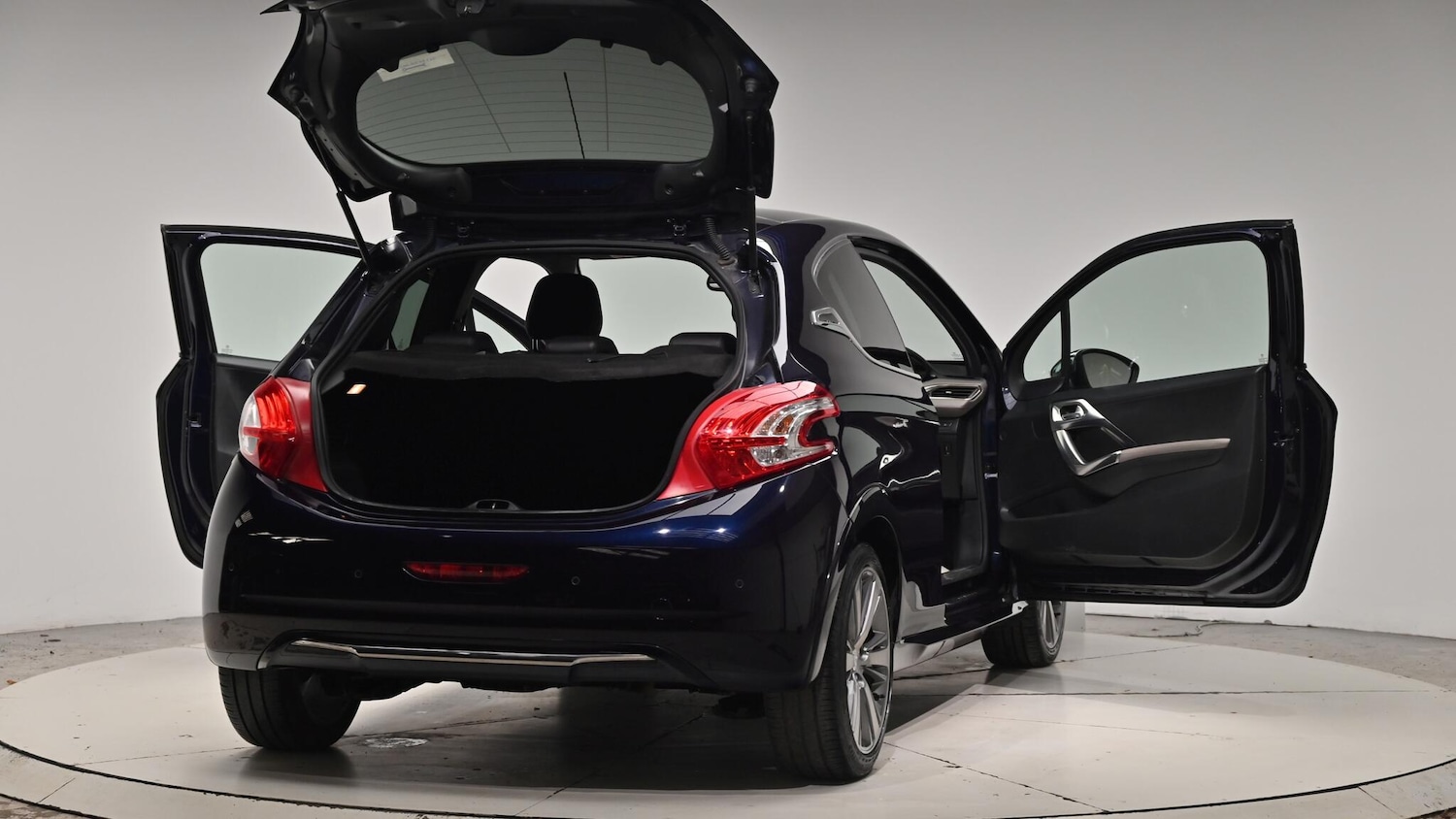 Used Peugeot 208 2015 for sale - 76759562: Photo 67