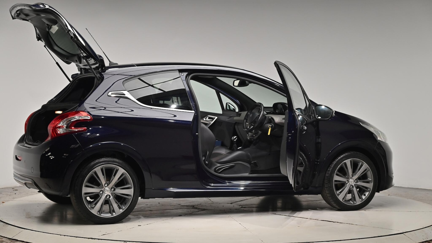 Used Peugeot 208 2015 for sale - 76759562: Photo 72