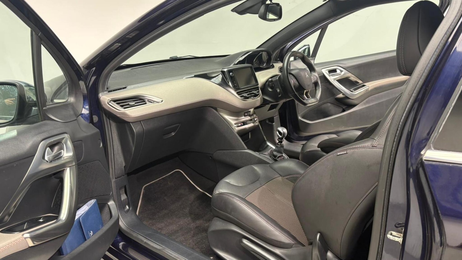 Used Peugeot 208 2015 for sale - 76759562: Photo 80