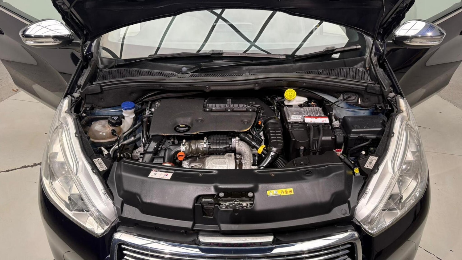 Used Peugeot 208 2015 for sale - 76759562: Photo 88