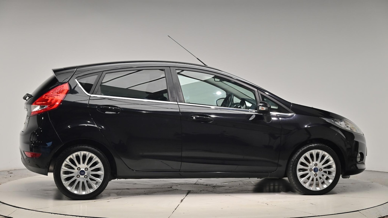 Used Ford Fiesta 2011 for sale - 76781230: Photo 37