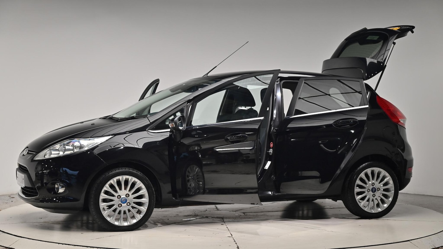 Used Ford Fiesta 2011 for sale - 76781230: Photo 54