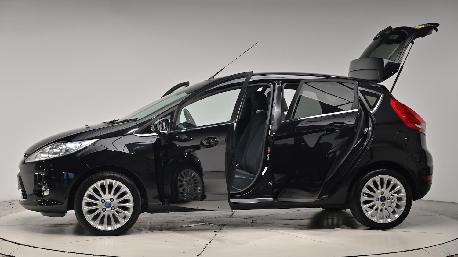 Used Ford Fiesta 2011 for sale - 76781230: Photo 55