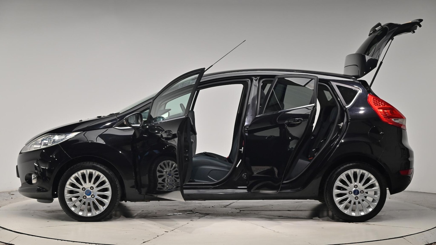 Used Ford Fiesta 2011 for sale - 76781230: Photo 56