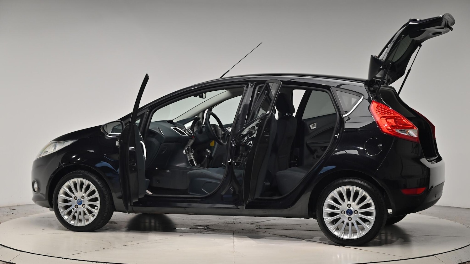 Used Ford Fiesta 2011 for sale - 76781230: Photo 58