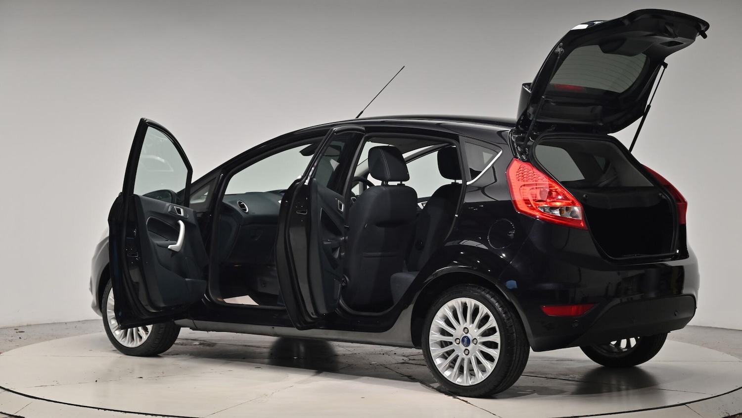 Used Ford Fiesta 2011 for sale - 76781230: Photo 60