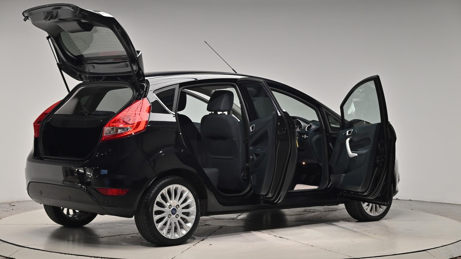 Used Ford Fiesta 2011 for sale - 76781230: Photo 70