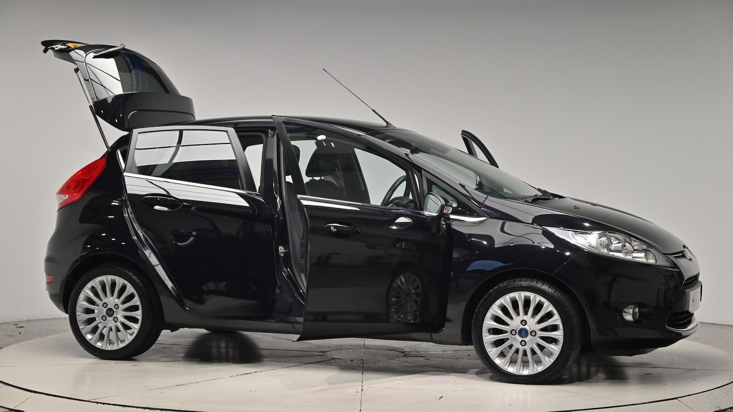 Used Ford Fiesta 2011 for sale - 76781230: Photo 76