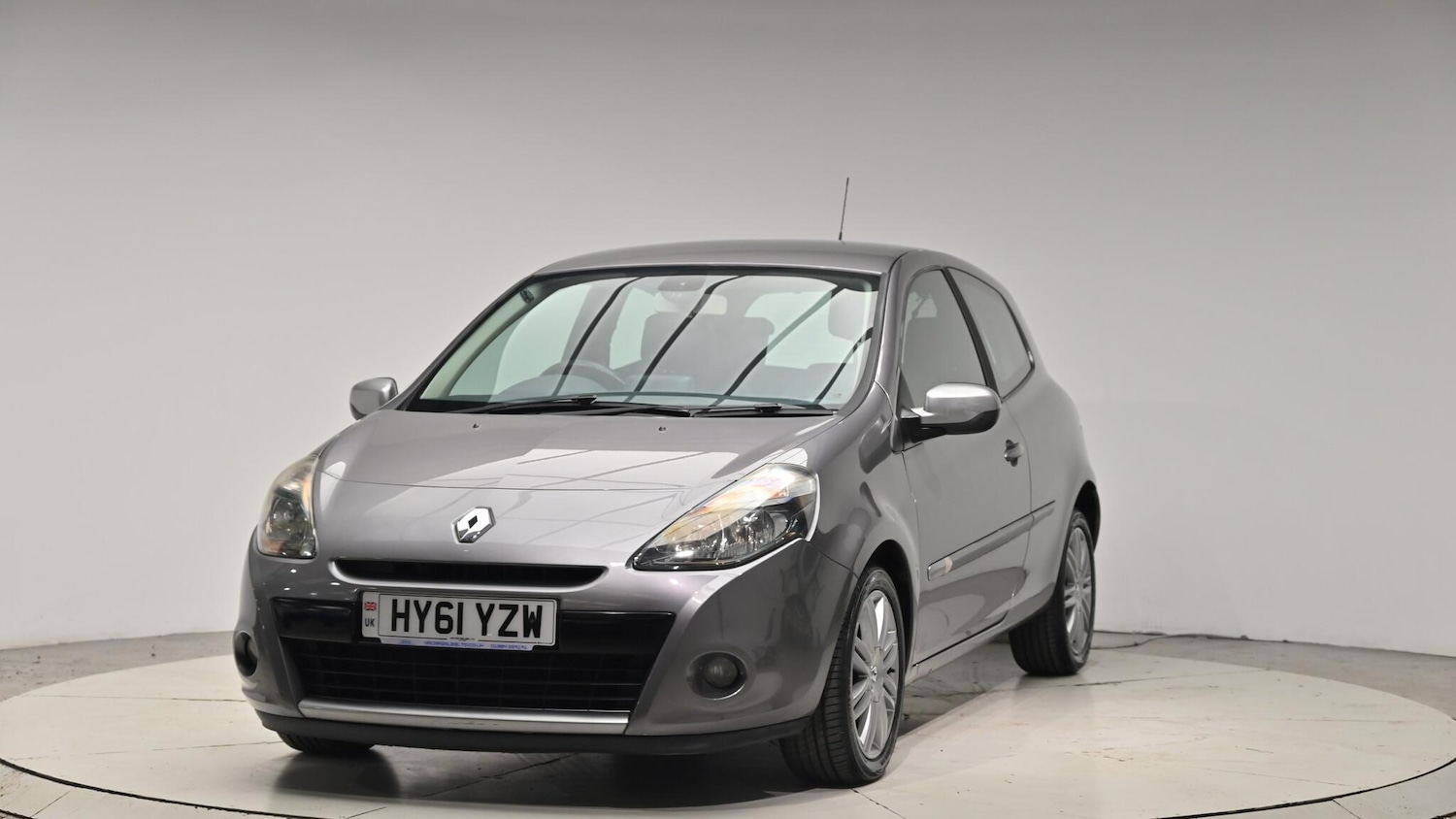Used Renault Clio 2011 for sale - 76702355: Photo 13