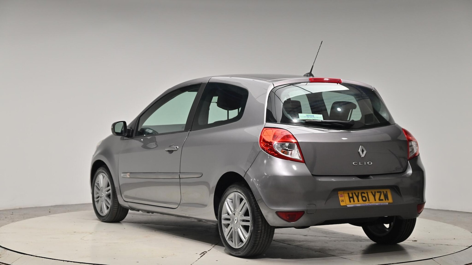 Used Renault Clio 2011 for sale - 76702355: Photo 26