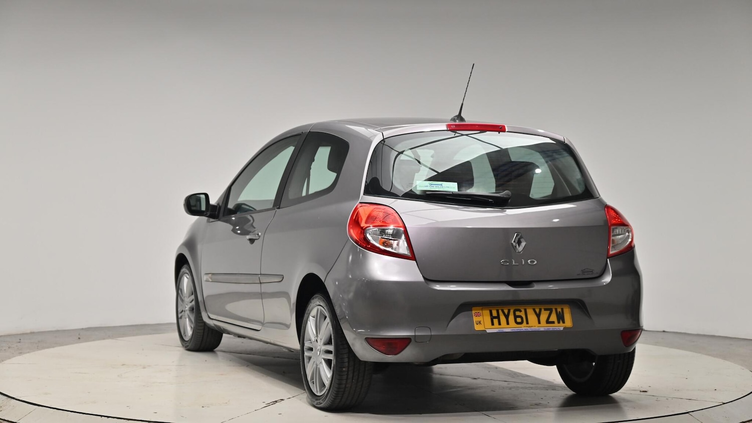 Used Renault Clio 2011 for sale - 76702355: Photo 27