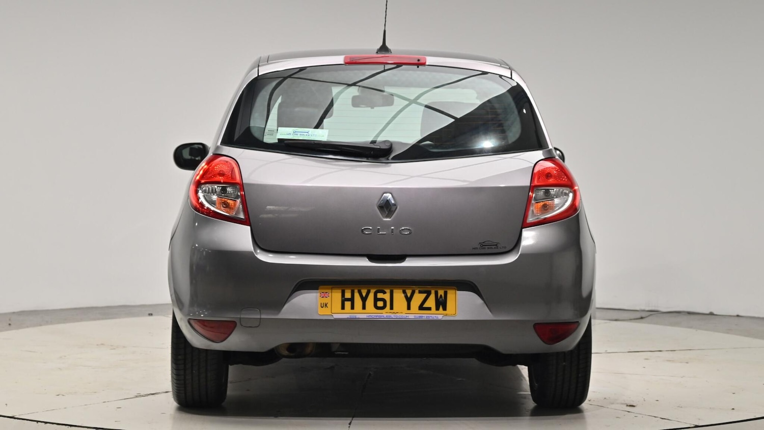 Used Renault Clio 2011 for sale - 76702355: Photo 5