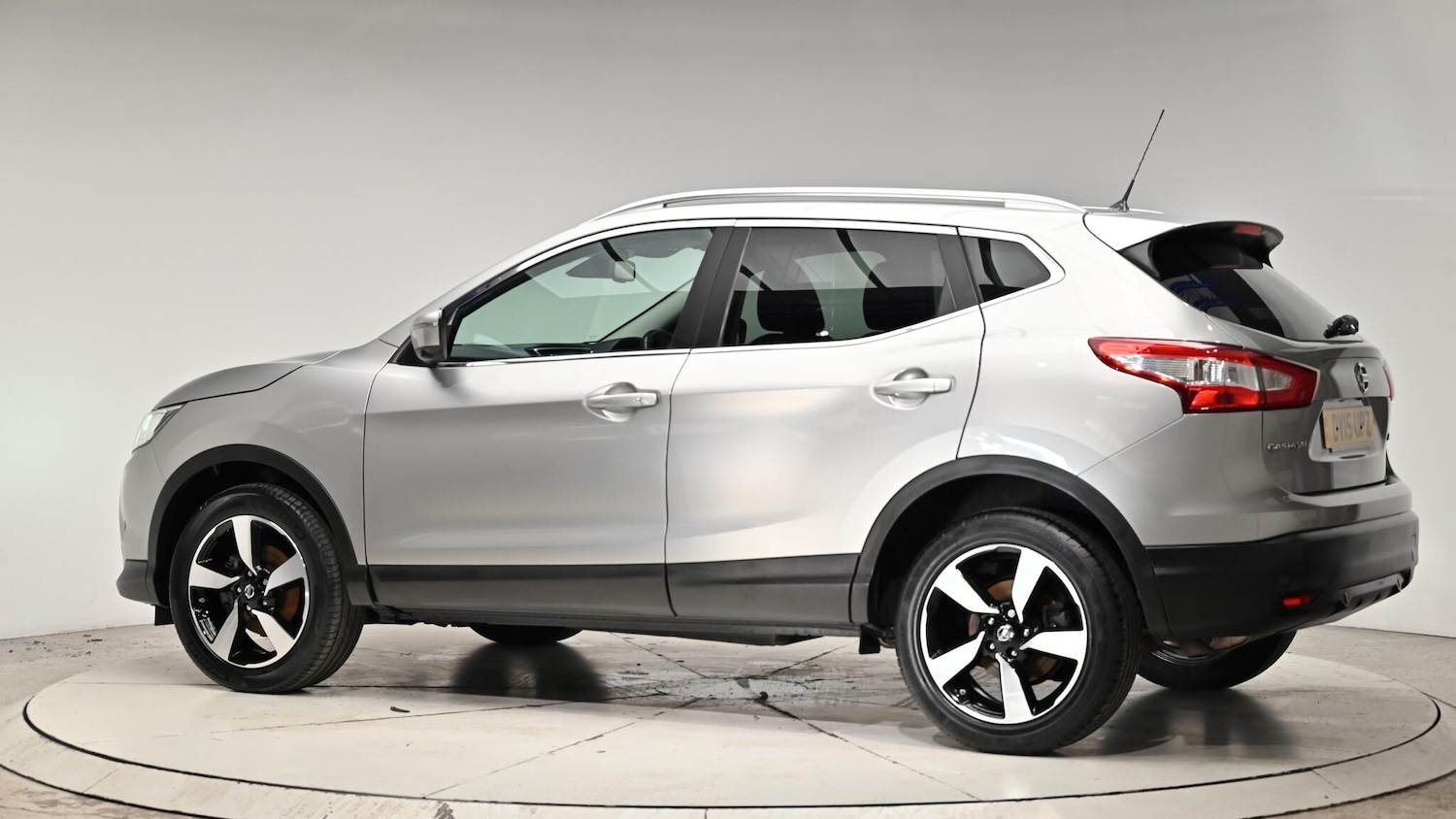 Used Nissan Qashqai 2015 for sale - 76942643: Photo 23