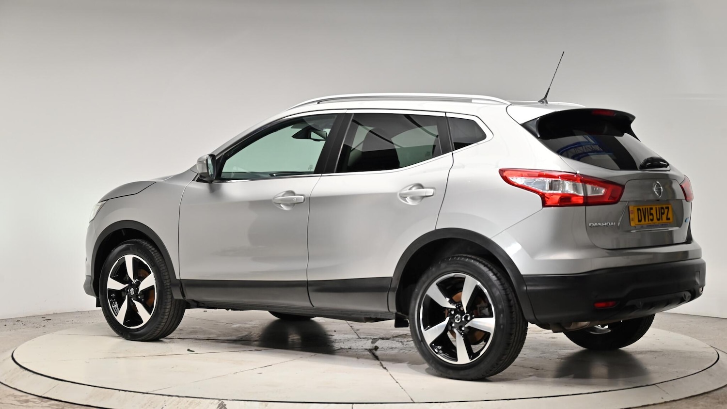 Used Nissan Qashqai 2015 for sale - 76942643: Photo 24