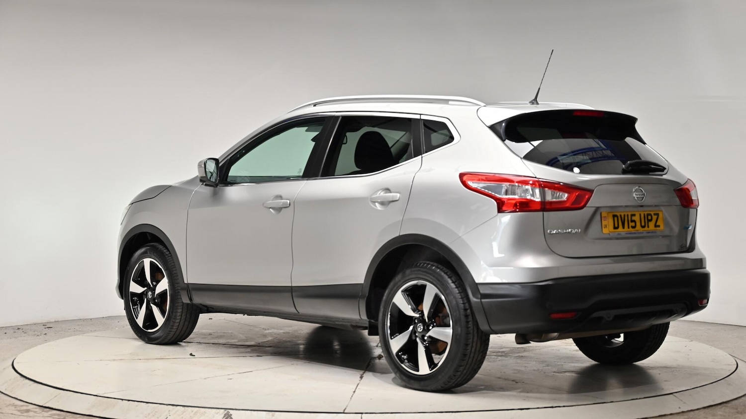 Used Nissan Qashqai 2015 for sale - 76942643: Photo 25