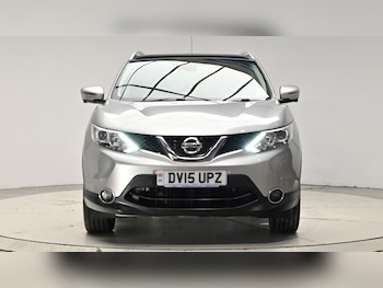 Used Nissan Qashqai 2015 for sale - 76942643: Photo