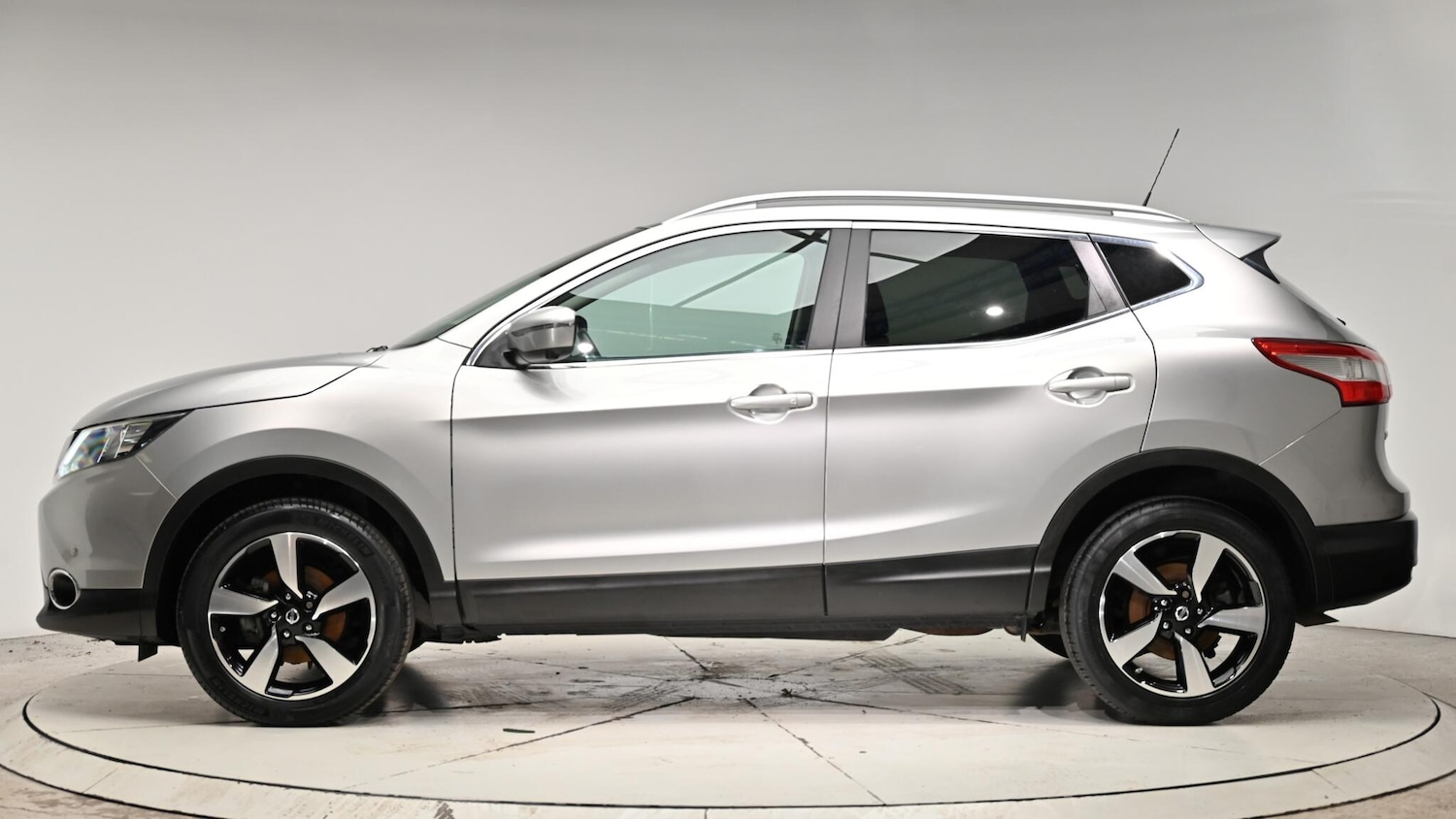 Used Nissan Qashqai 2015 for sale - 76942643: Photo 3