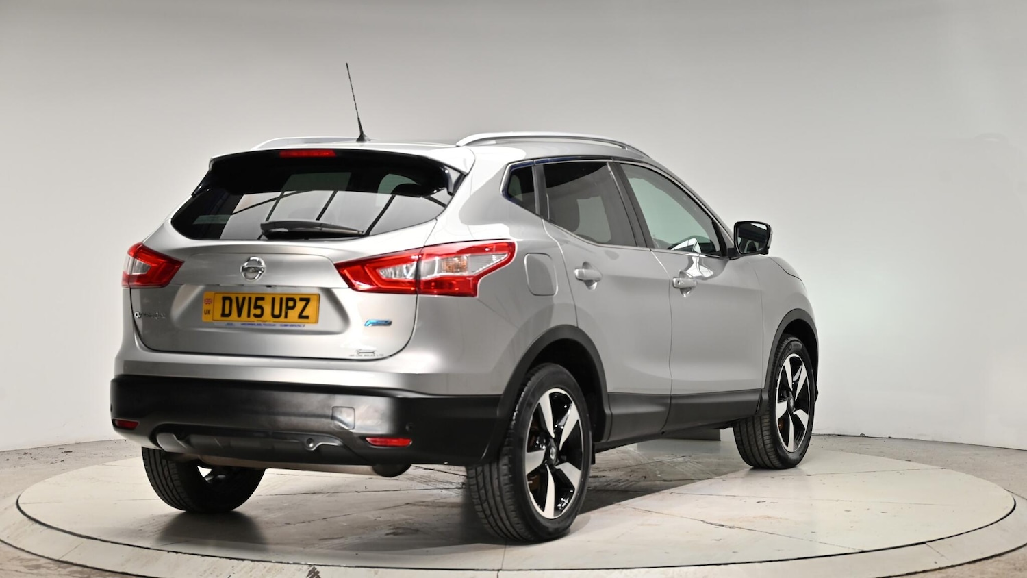 Used Nissan Qashqai 2015 for sale - 76942643: Photo 32