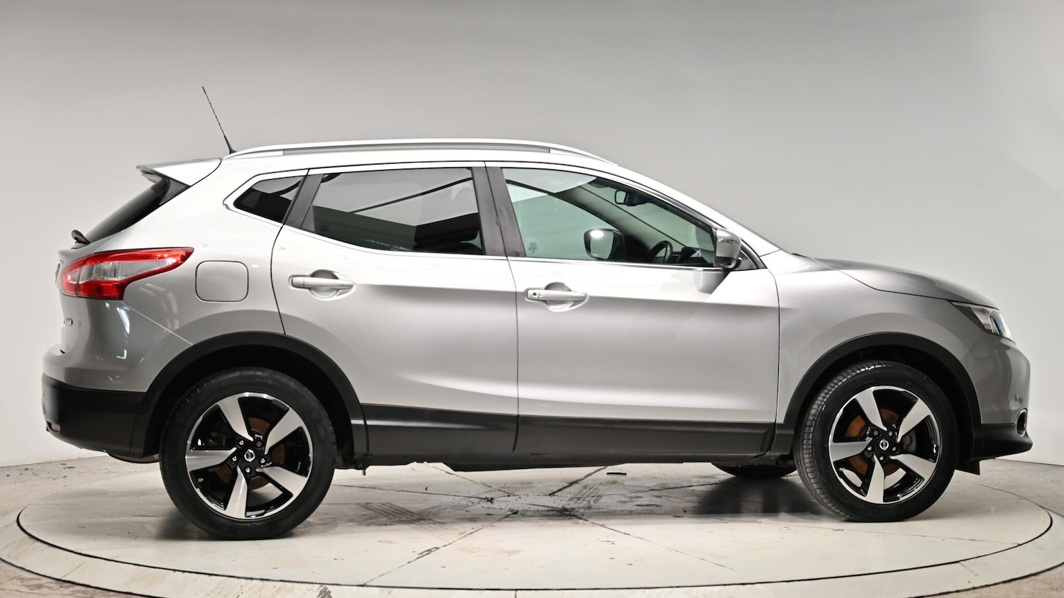 Used Nissan Qashqai 2015 for sale - 76942643: Photo 37