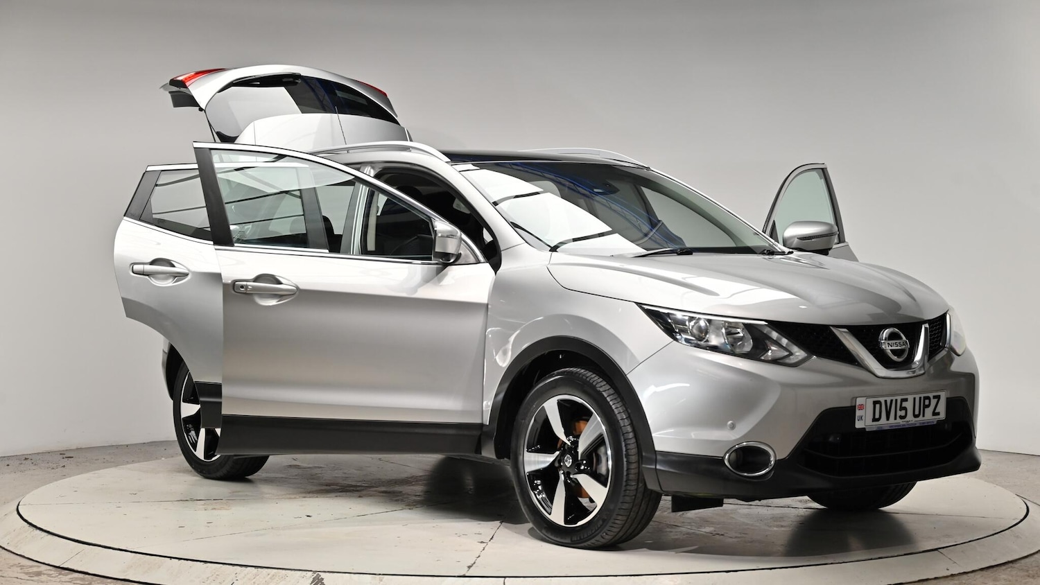 Used Nissan Qashqai 2015 for sale - 76942643: Photo 43