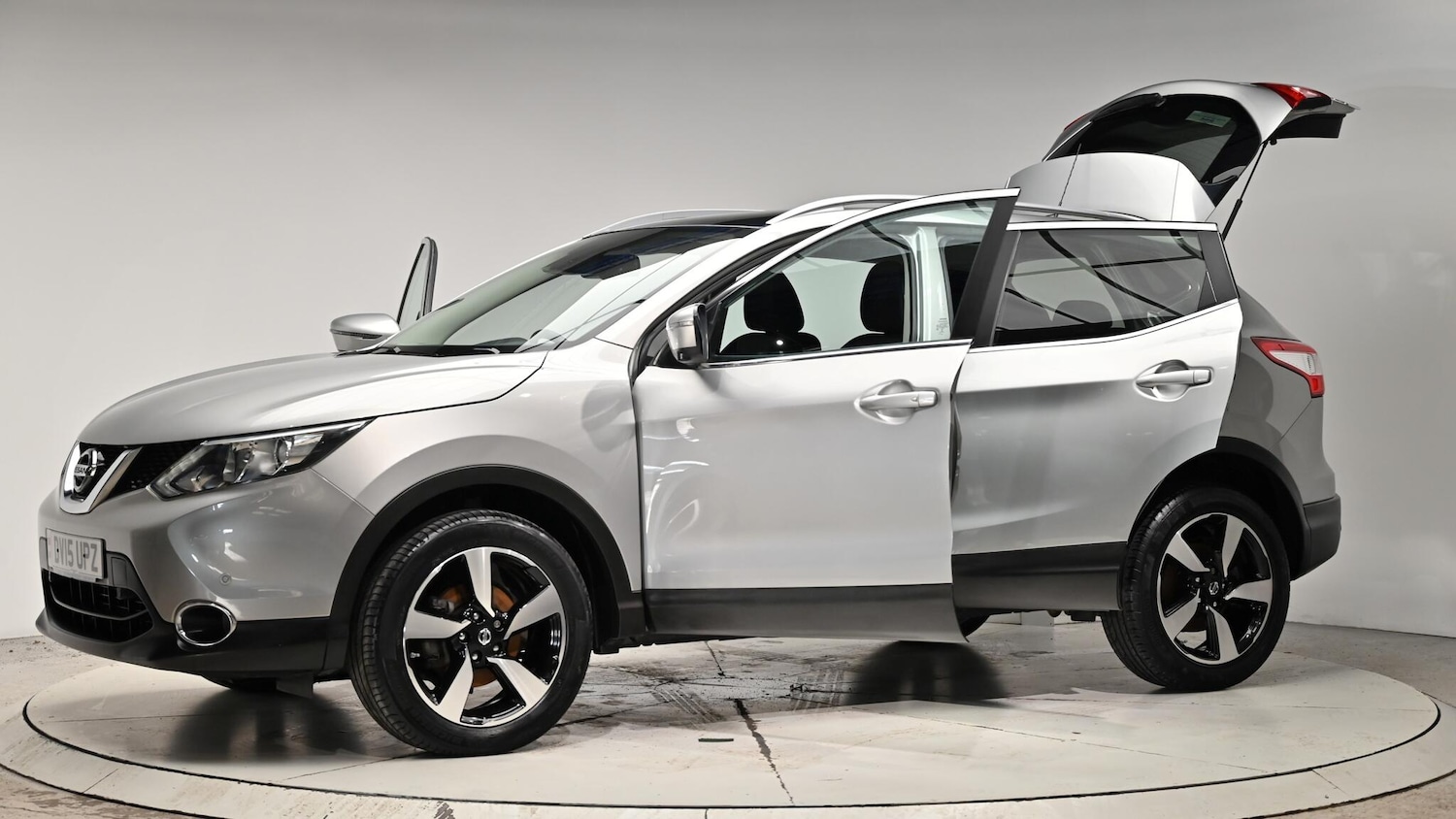 Used Nissan Qashqai 2015 for sale - 76942643: Photo 53