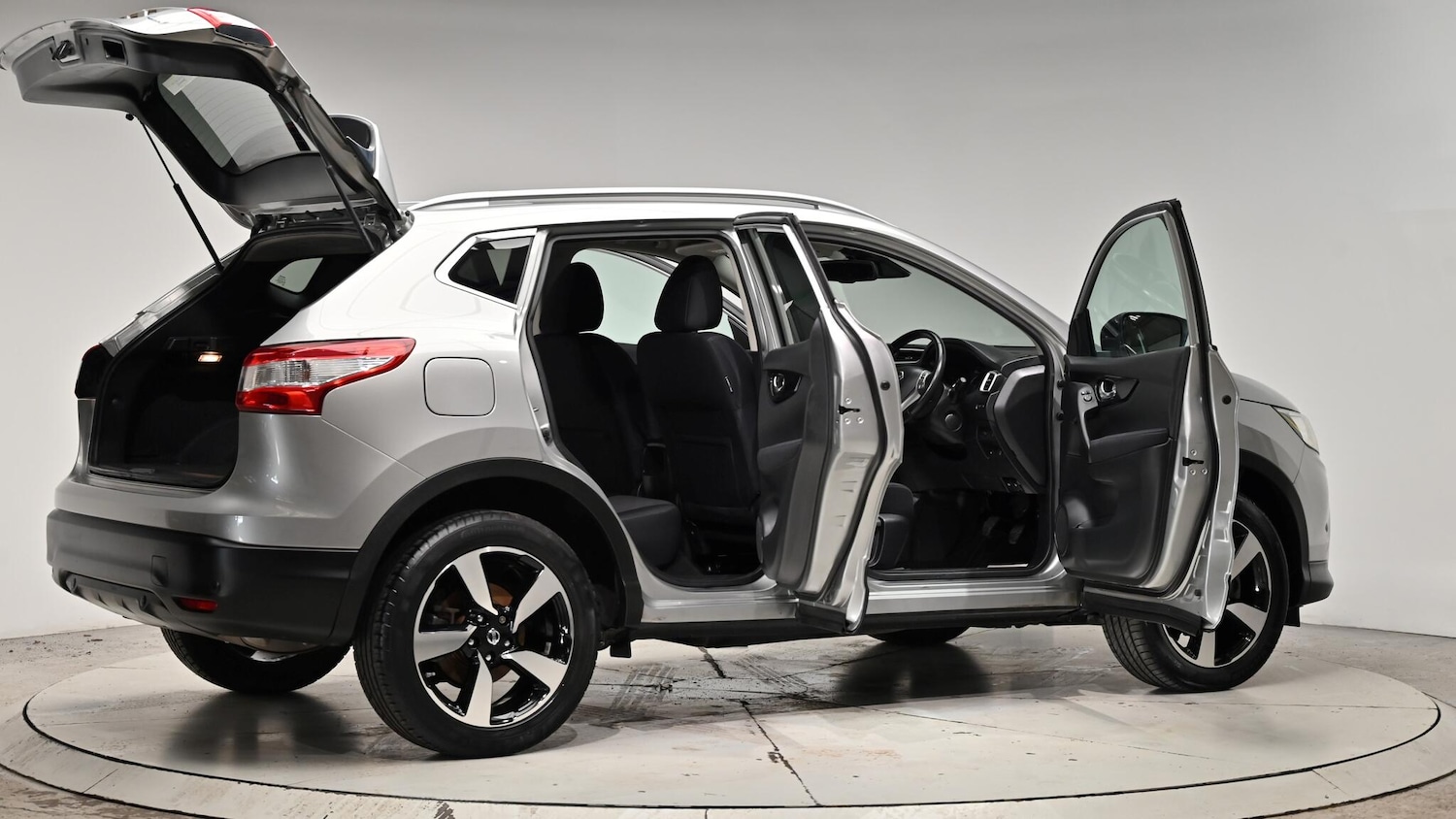 Used Nissan Qashqai 2015 for sale - 76942643: Photo 71