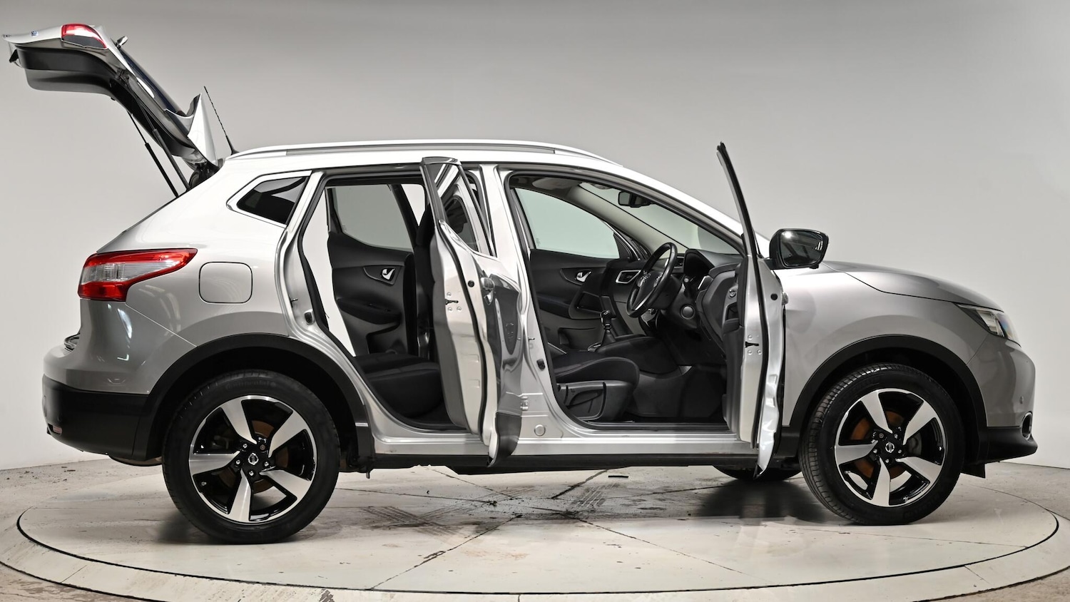 Used Nissan Qashqai 2015 for sale - 76942643: Photo 73