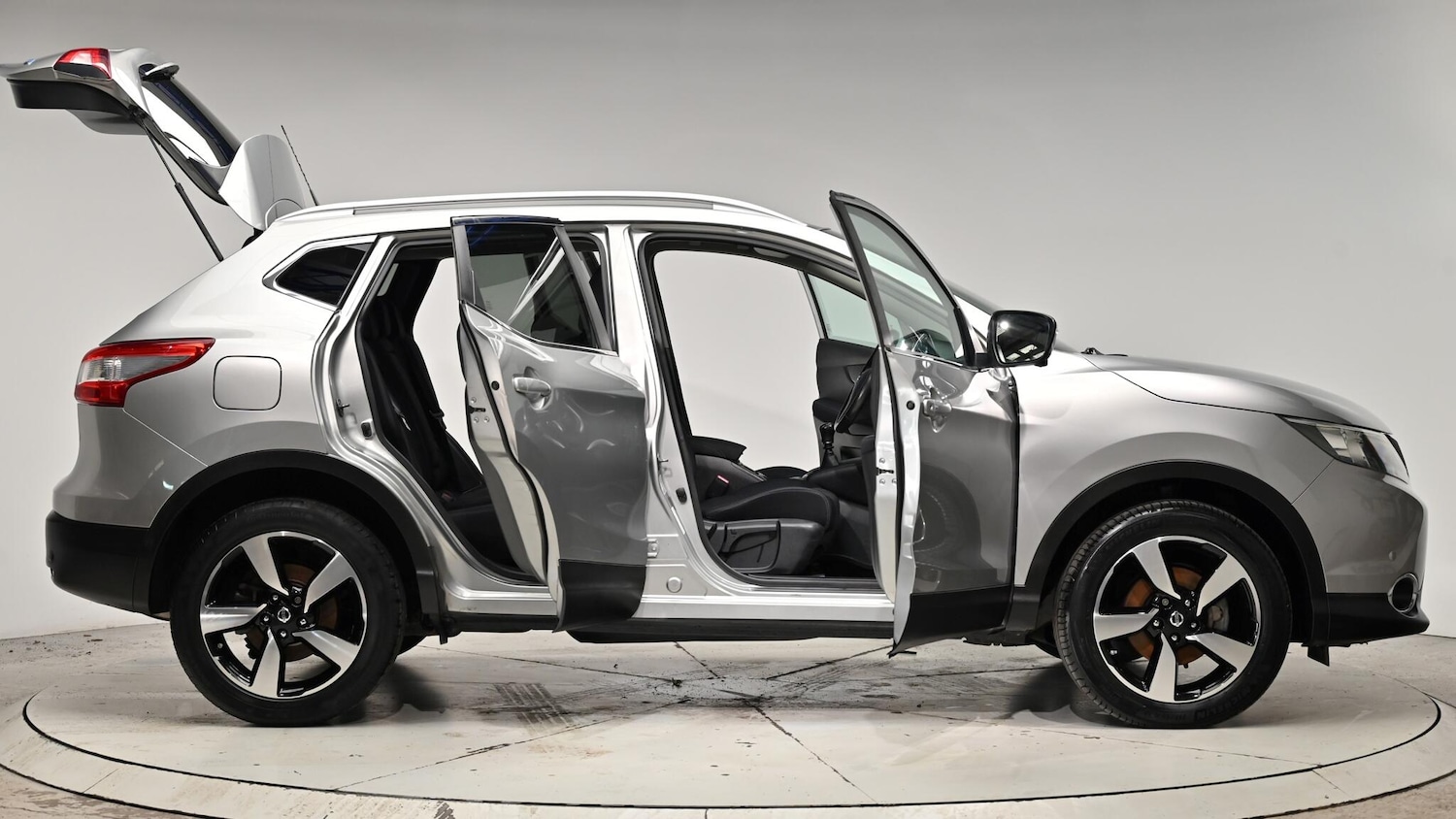 Used Nissan Qashqai 2015 for sale - 76942643: Photo 74