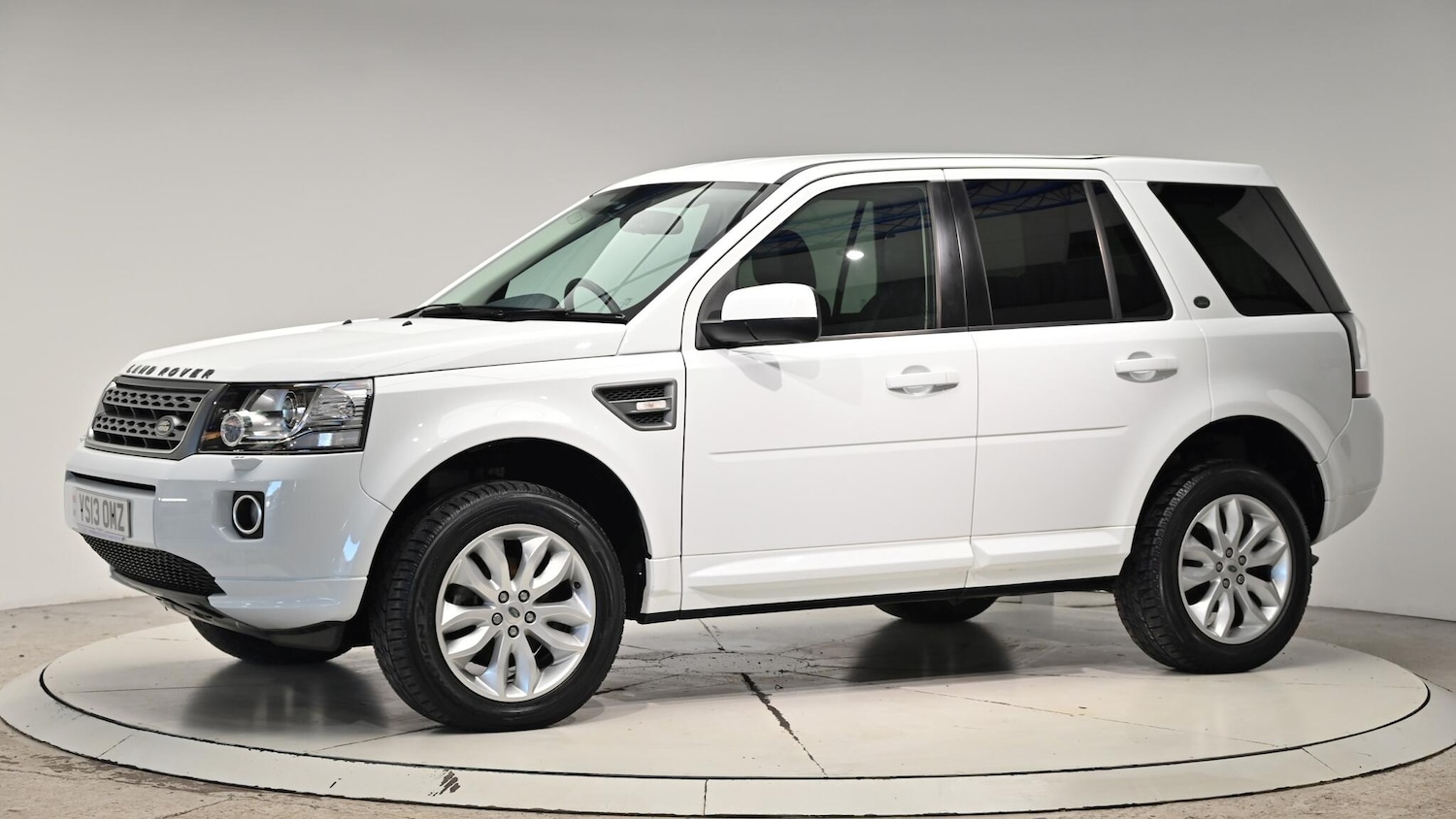 Used Land Rover Freelander 2013 for sale - 76612979: Photo 17