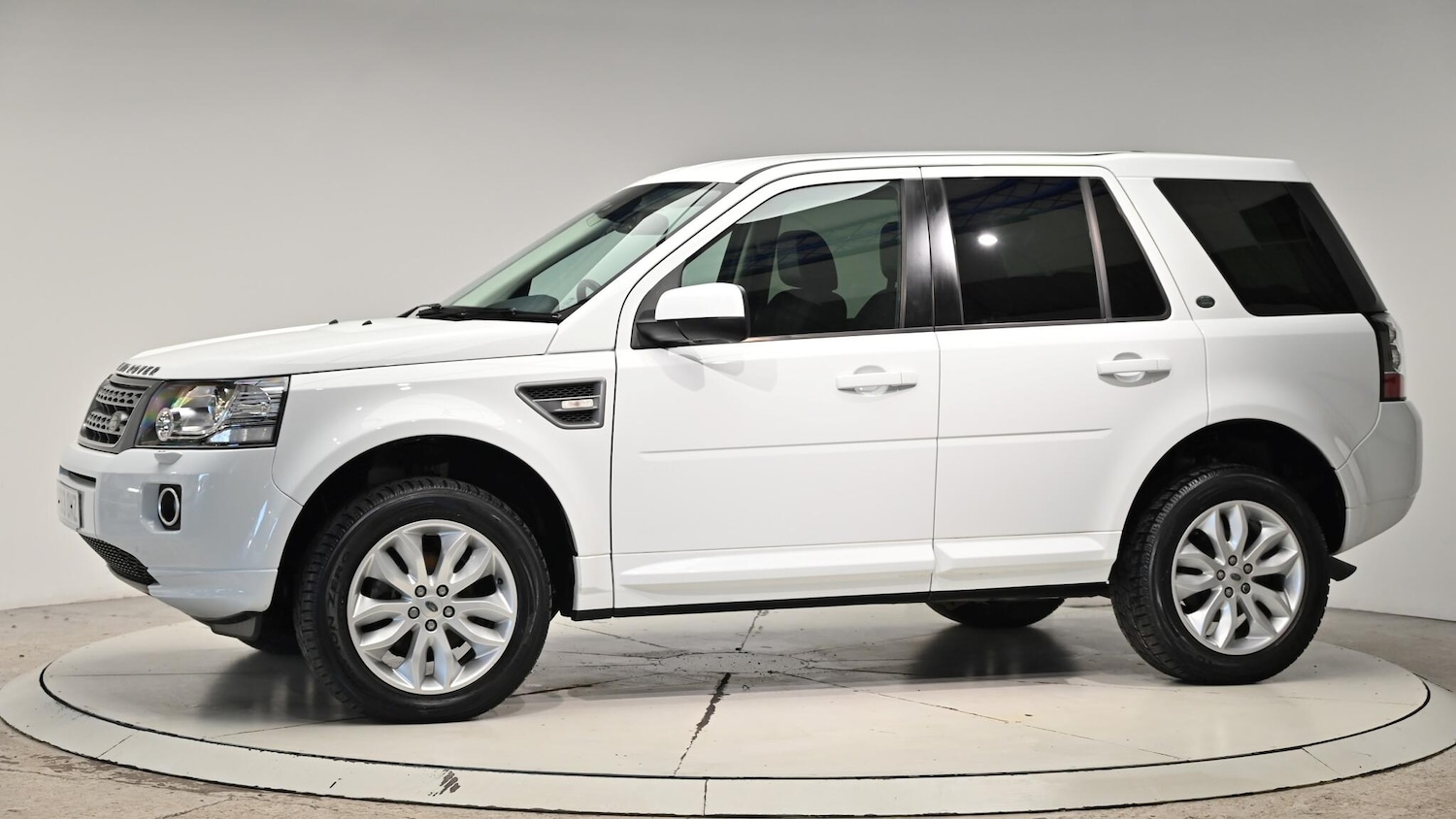 Used Land Rover Freelander 2013 for sale - 76612979: Photo 18