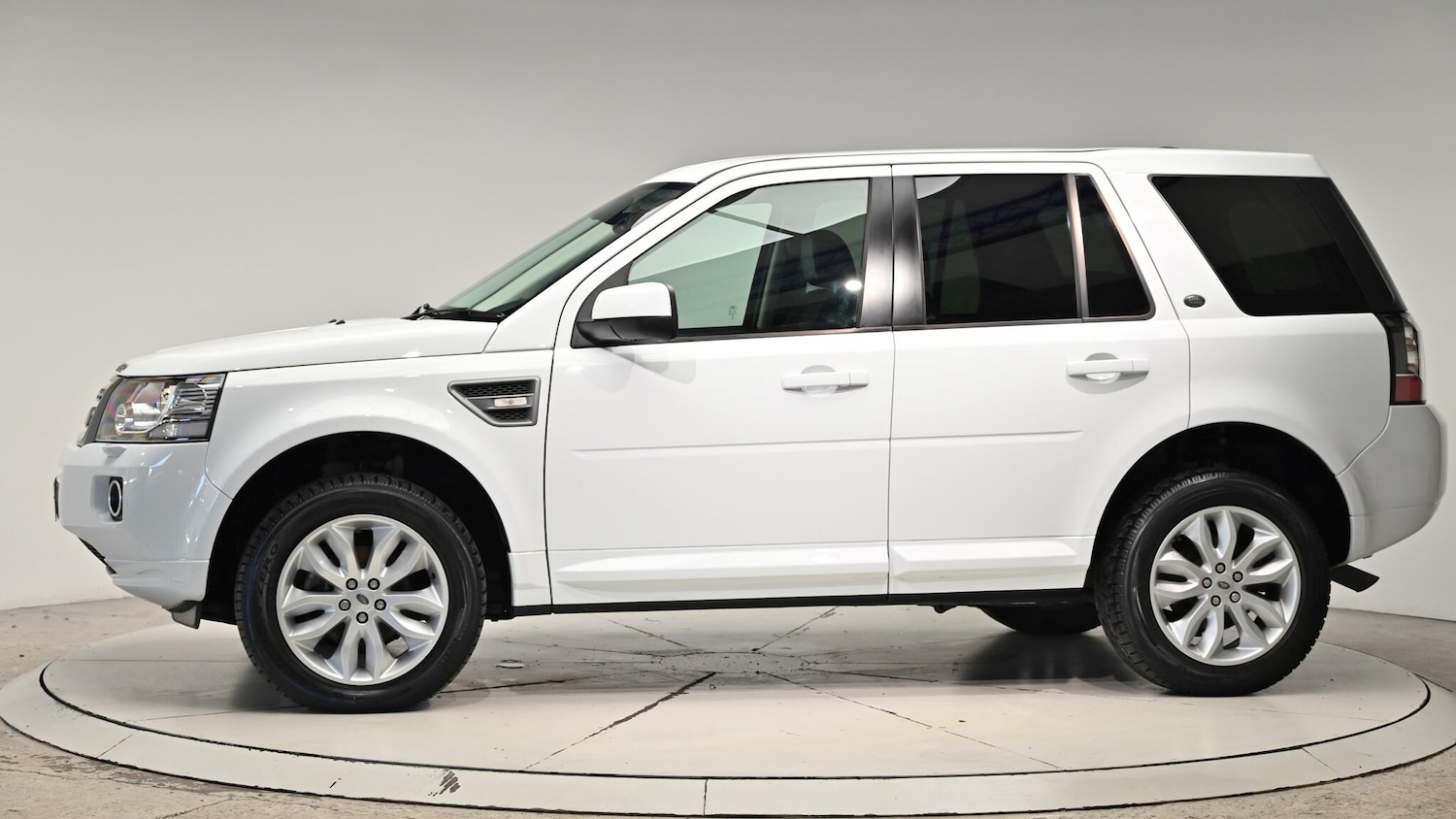 Used Land Rover Freelander 2013 for sale - 76612979: Photo 19