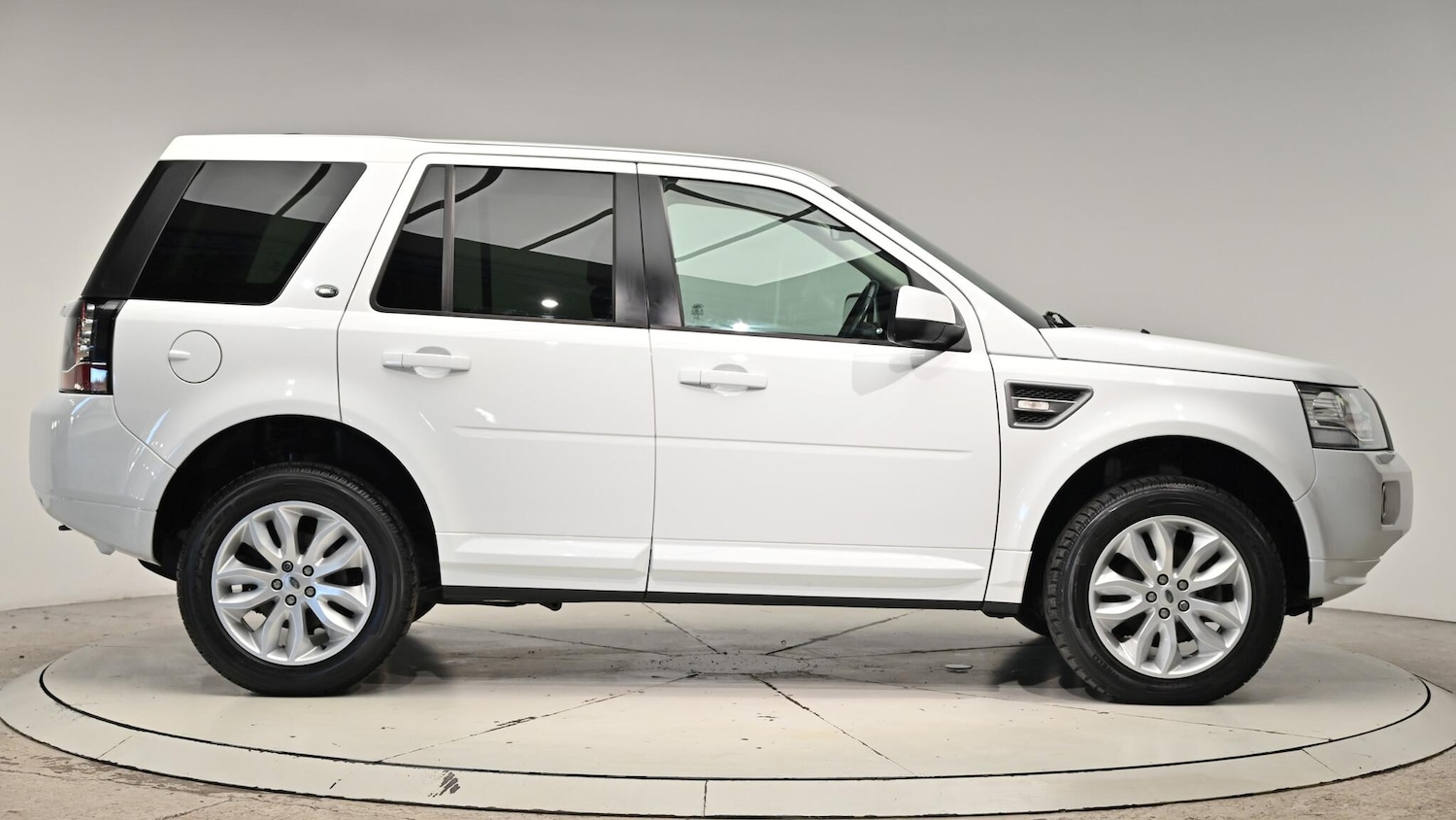 Used Land Rover Freelander 2013 for sale - 76612979: Photo 38