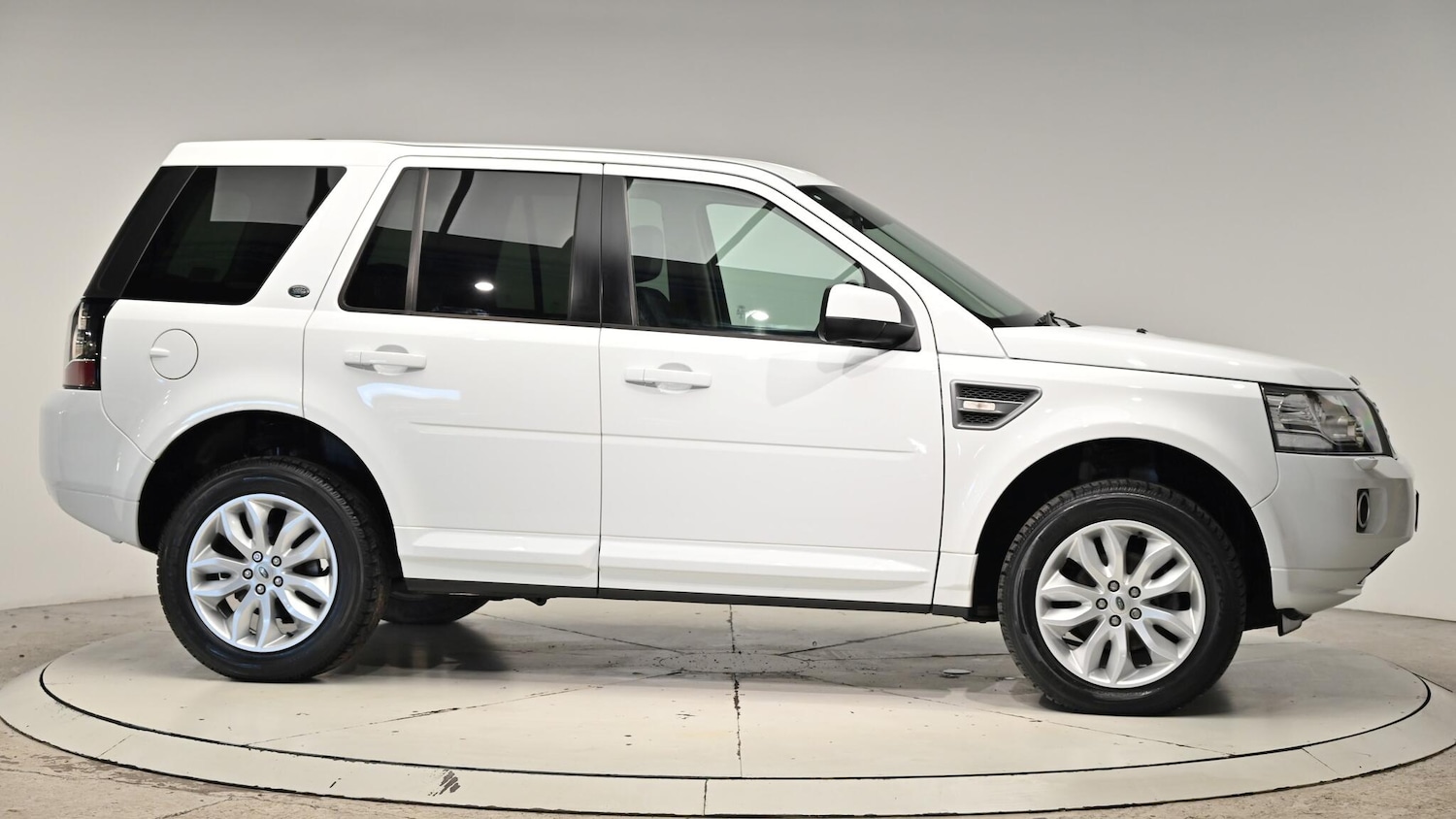 Used Land Rover Freelander 2013 for sale - 76612979: Photo 39