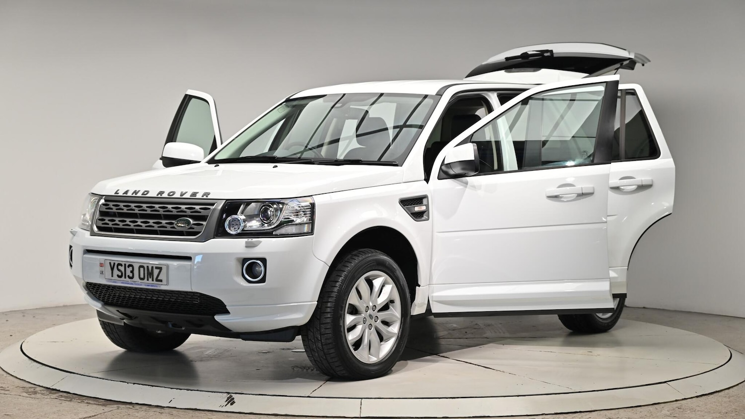 Used Land Rover Freelander 2013 for sale - 76612979: Photo 51