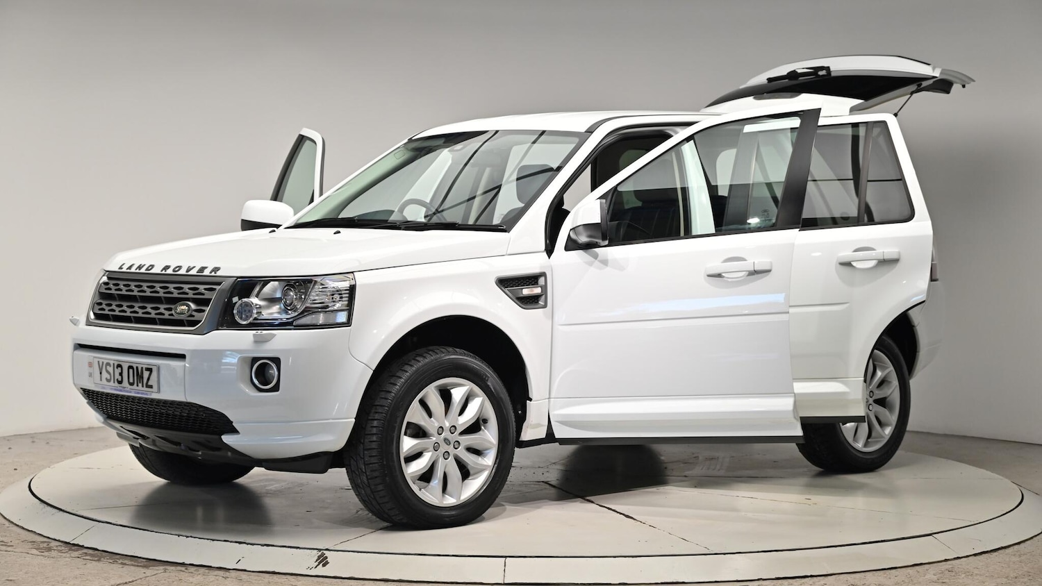 Used Land Rover Freelander 2013 for sale - 76612979: Photo 52