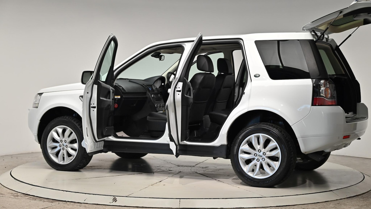 Used Land Rover Freelander 2013 for sale - 76612979: Photo 59
