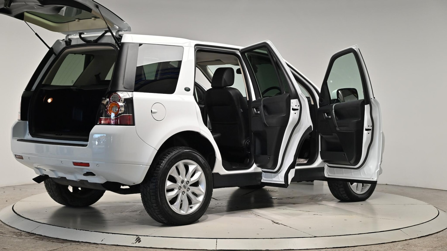 Used Land Rover Freelander 2013 for sale - 76612979: Photo 70