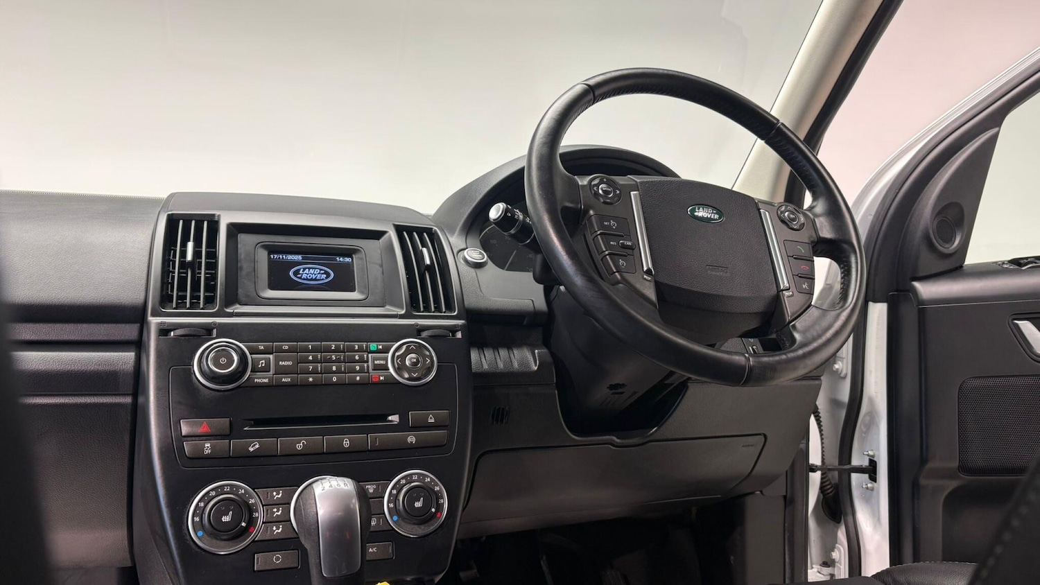 Used Land Rover Freelander 2013 for sale - 76612979: Photo 87